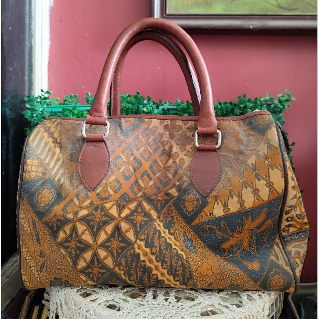 Tas Vintage Batik Jadul perpaduan kulit lawas koleksi thn80an Minus Noda debu 34cmX20cm