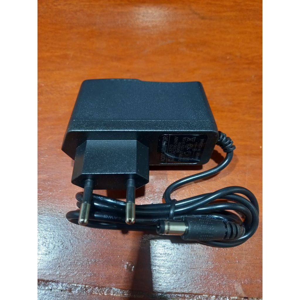 Adaptor 12VDC 1A Adaptor DC 12V 1A