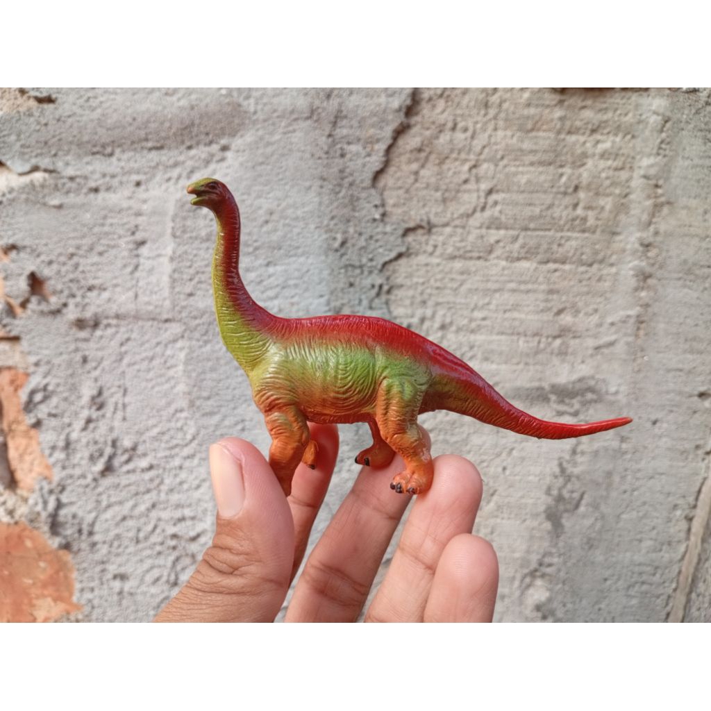 Mainan dinosaurus karet kecil bekas/second