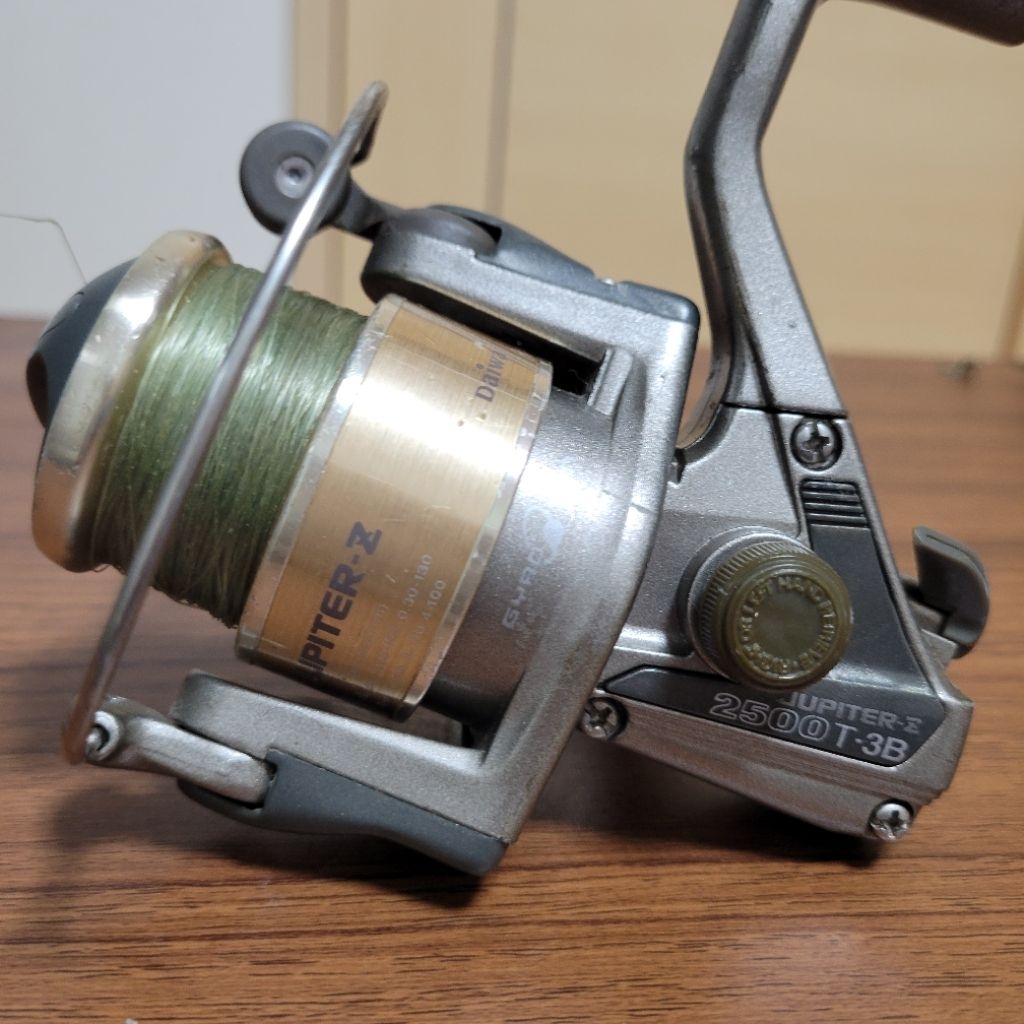 reel spinning daiwa jupiter-z 2500t-3b (d-76)