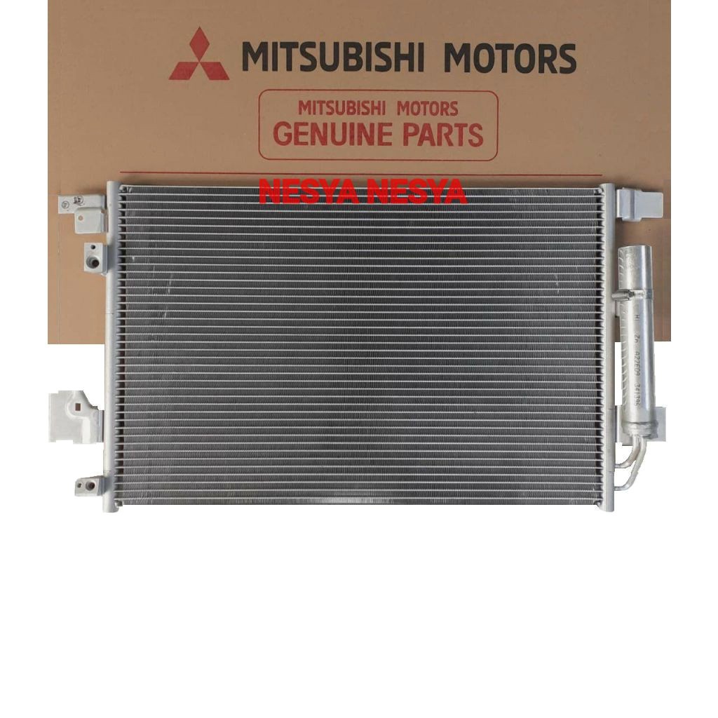Condensor Kondensor Radiator AC Mobil Mitsubishi Delica D5 ( 4J11 ) 2.0 L - 2000 CC - 1998 CC - Mere