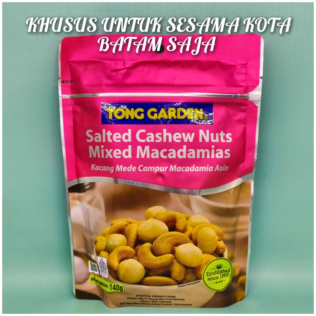 

Tong Garden Salted Cashew Nuts Mixed Macadamias 140 gram
