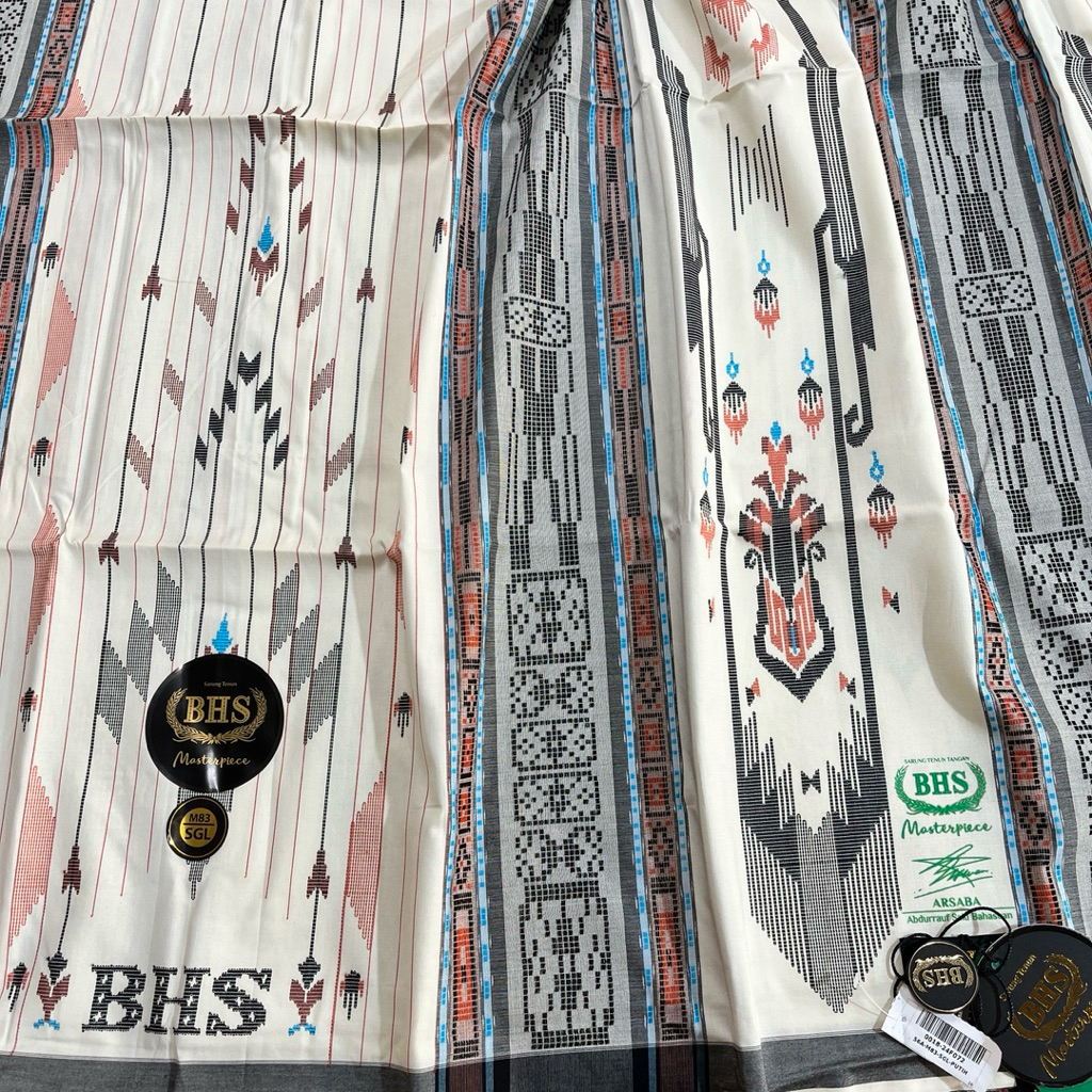SARUNG BHS MASTERPIECE GOLD M83 SGL 1 PUTIH