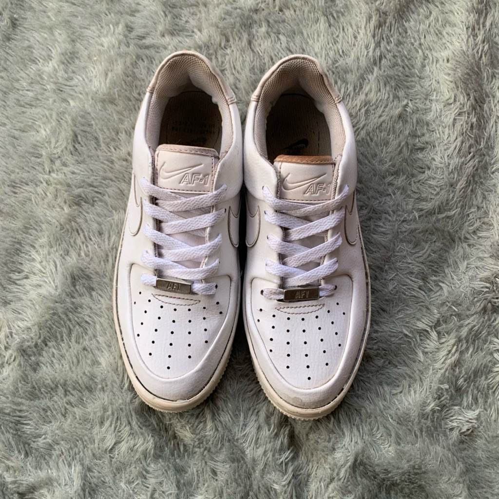 Nike Air Force 1 Sage Low