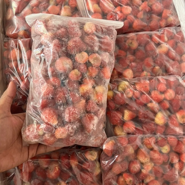 

Strawberry Frozen Lokal 1KG Stroberi