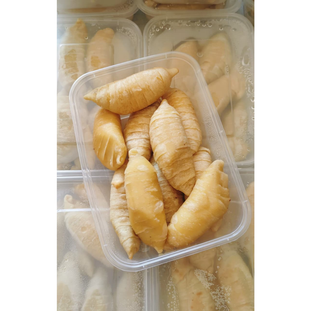 

Pisang molen origina/ Pisang molen frozen/ Pisang molen isi 10