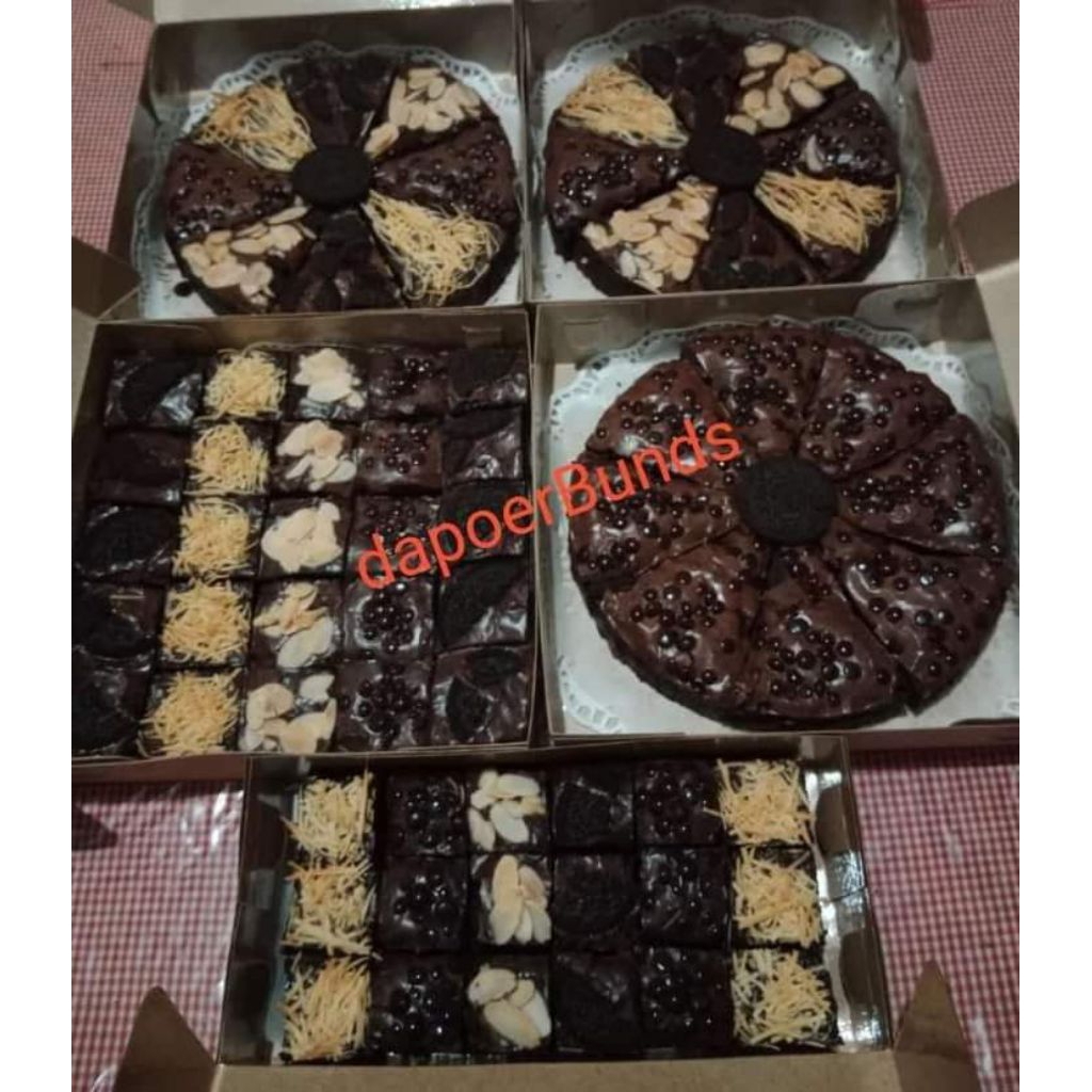 

Fudgy brownies sekat 18 25 dan pizza by dapoerbunds