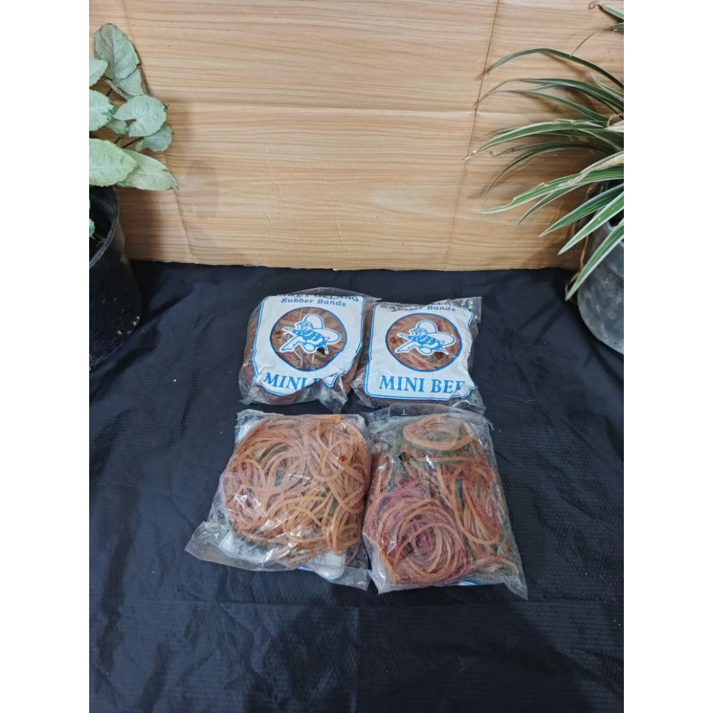 (4 pcs) Karet gelang pentil MINI BEE 100g