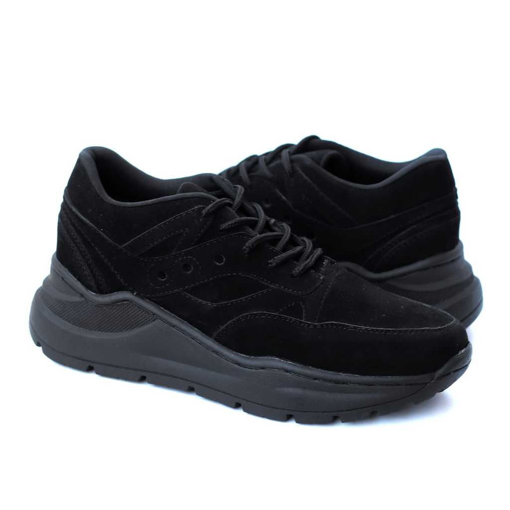 Sepatu Pria Sneakers Ukuran Besar 39-44