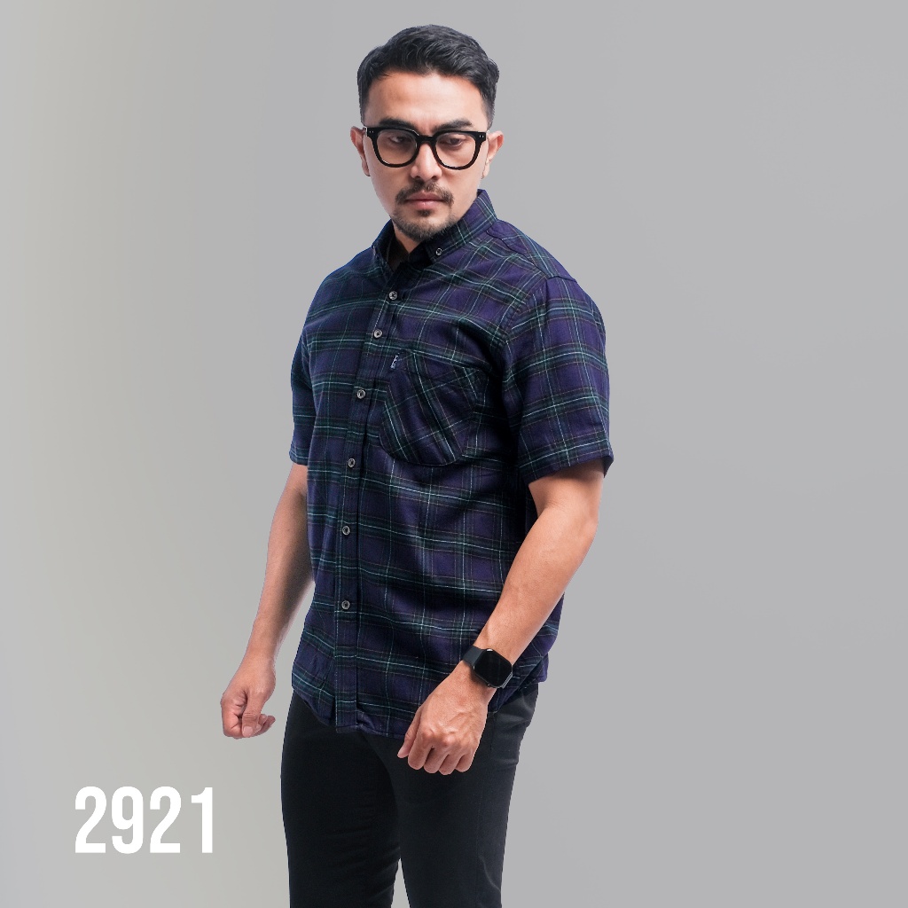 PAKAJI Kemeja Flanel Pria Lengan Pendek Navy Garis Hijau Kemeja Pria Flanel Pria Kemeja Pendek 2921