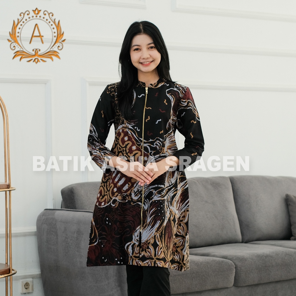 Batik Zahra-Tunik Wanita-Motif Abstrak Daun Warna Hitam