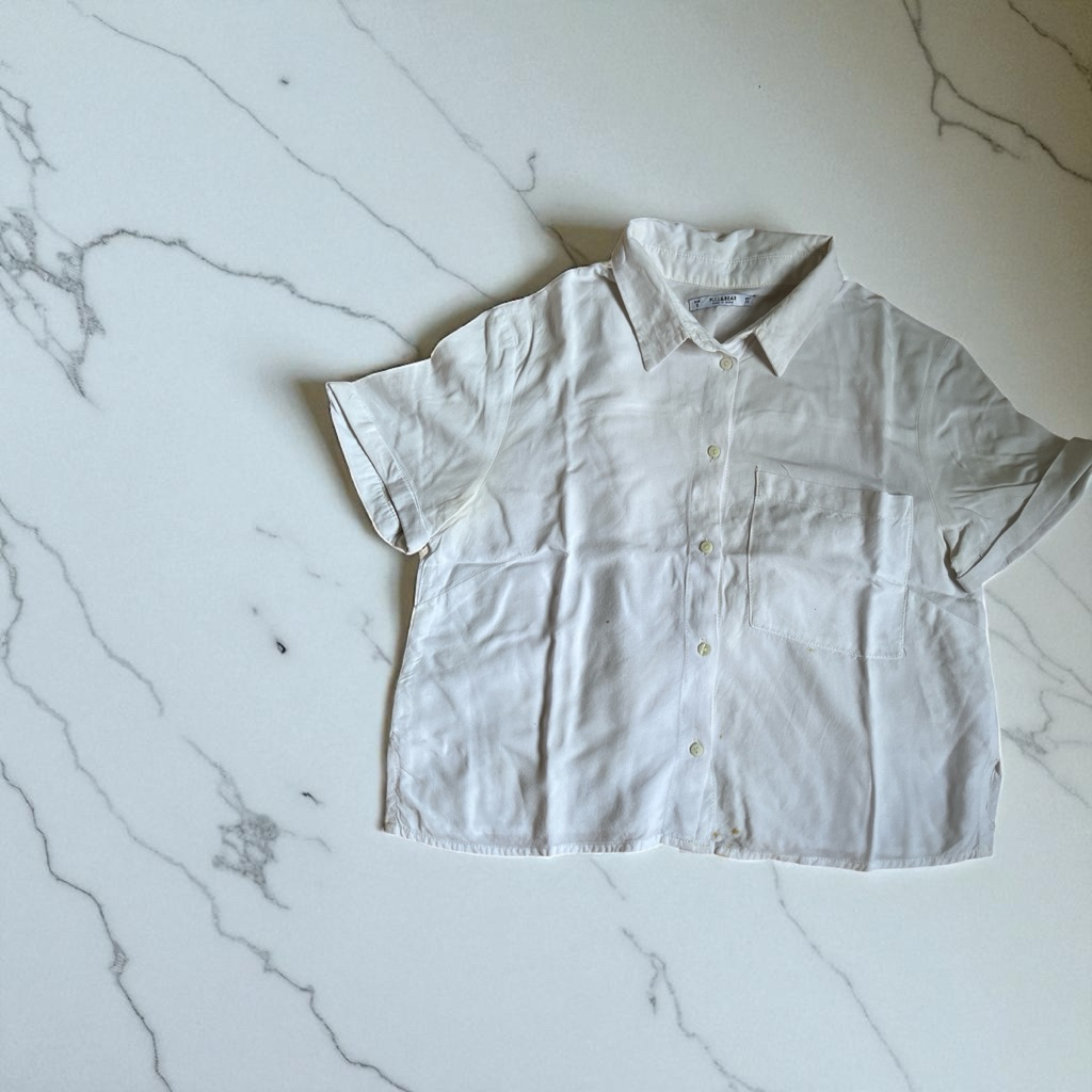 kemeja putih crop original pull n bear preloved