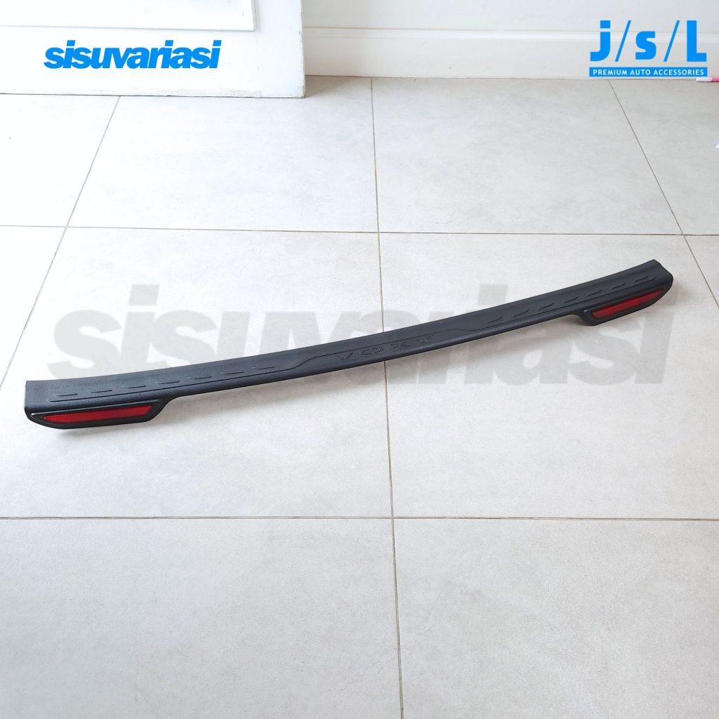 Sillplate Belakang Reflektor Toyota Voxy 2017-2021 JSL | Aksesoris Mobil