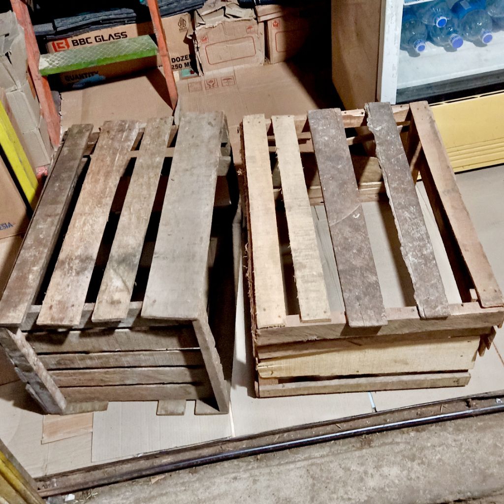 

Packing kayu tambahan untuk barang mudah pecah / packing kayu untuk barang diatas 3kg