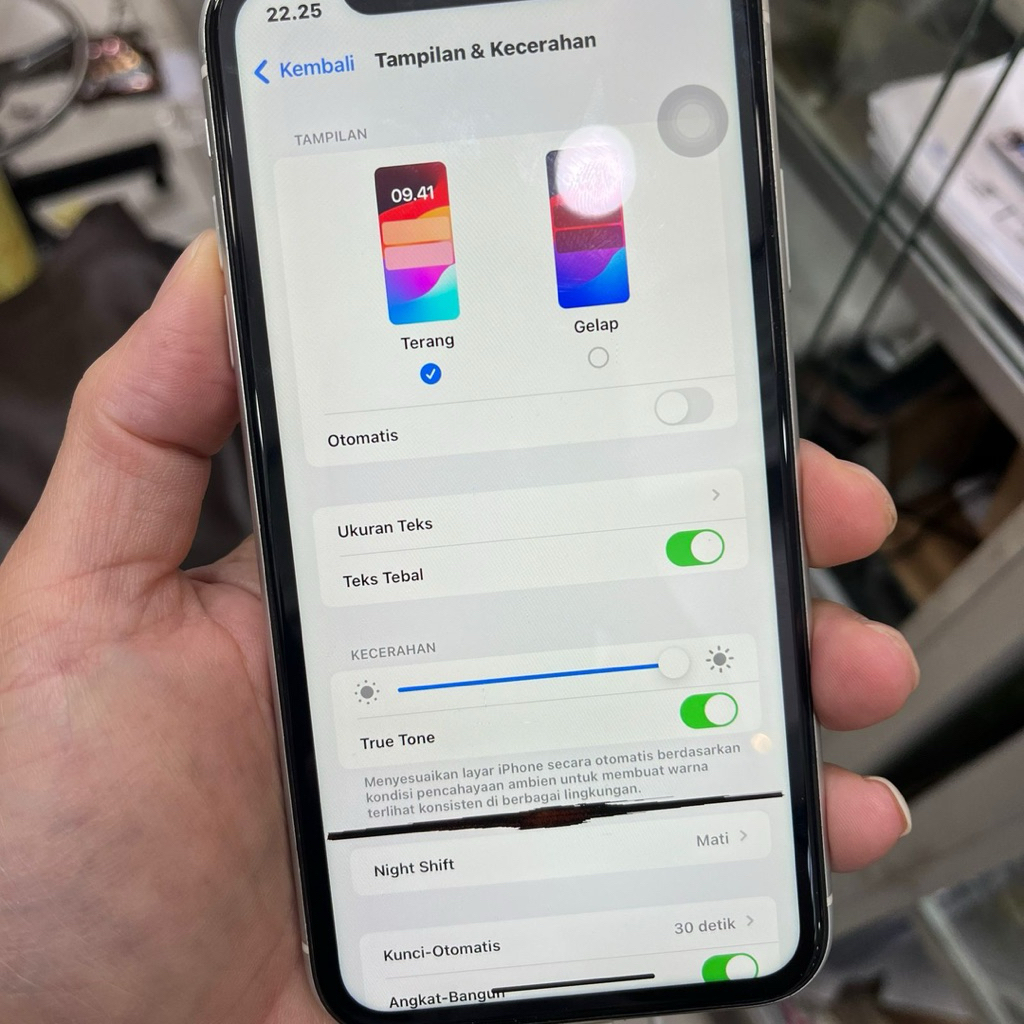 LCD iPhone XR original copotan minus segaris aja harga net