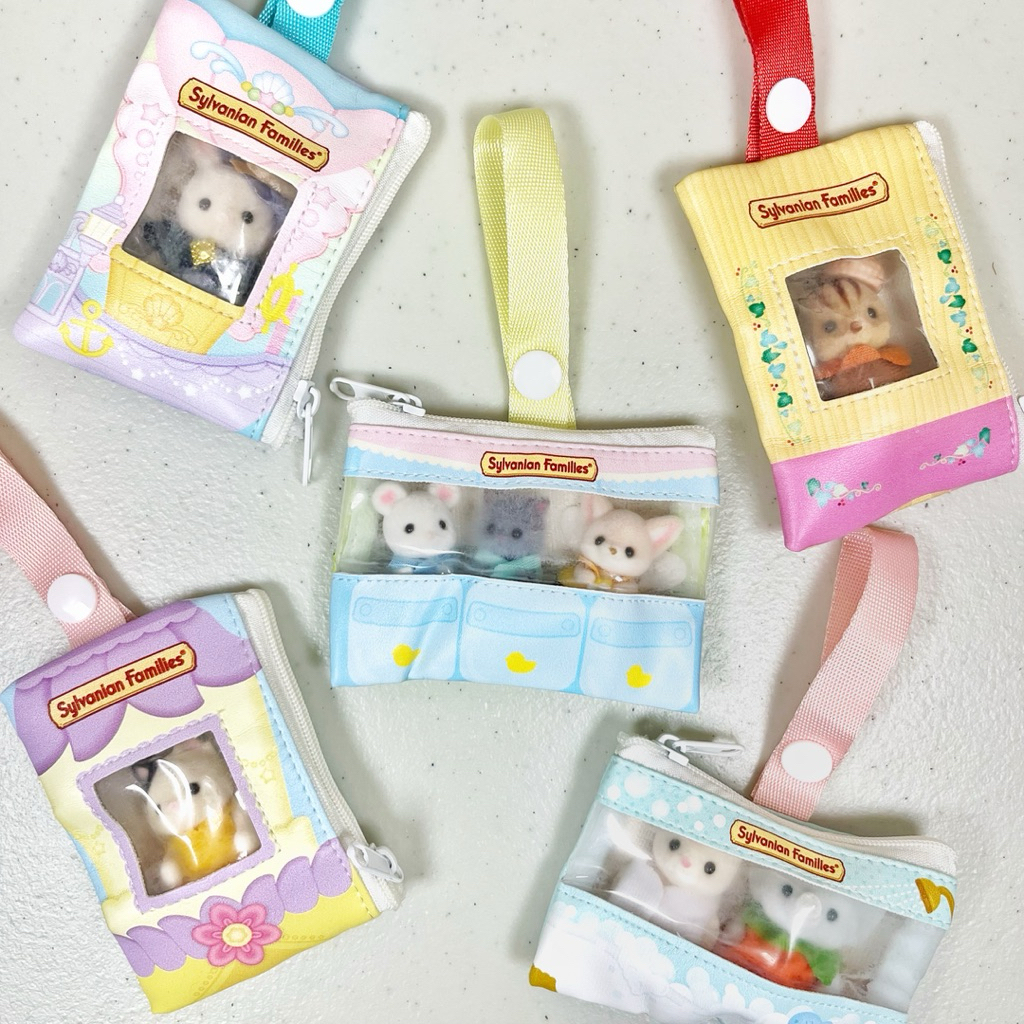 sylvanian families baby and outing mini pouch ૮⸝⸝ > ꇴ <⸝⸝ づ ☆*:･ﾟ✧ trinket gacha gashapon capsule to