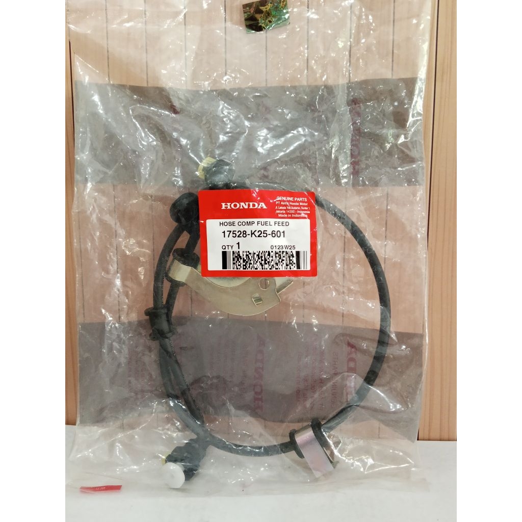 17528-K25-601 Selang Bensin Beat karbu KVY, Beat FI Original AHM