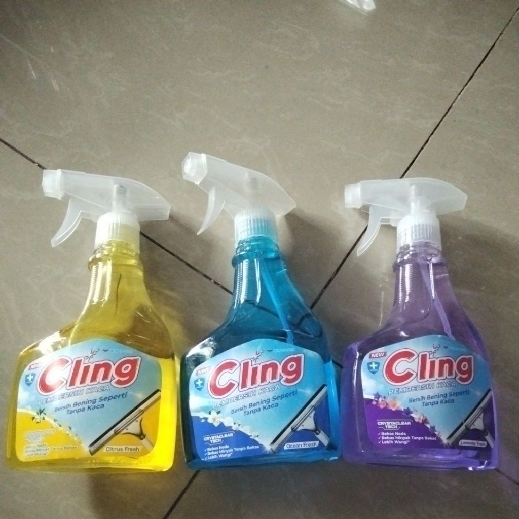 Cling pembersih kaca 440ml