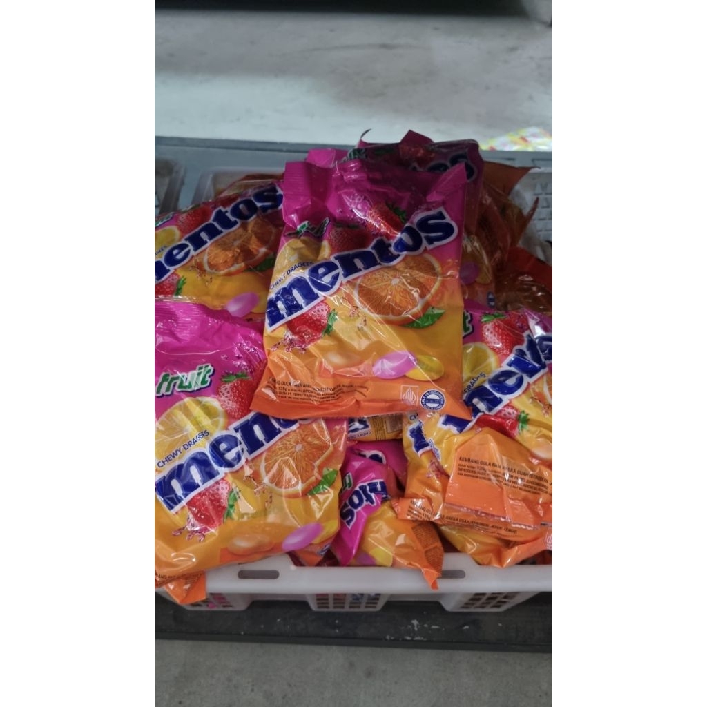 

mentos rasa buah 135grm