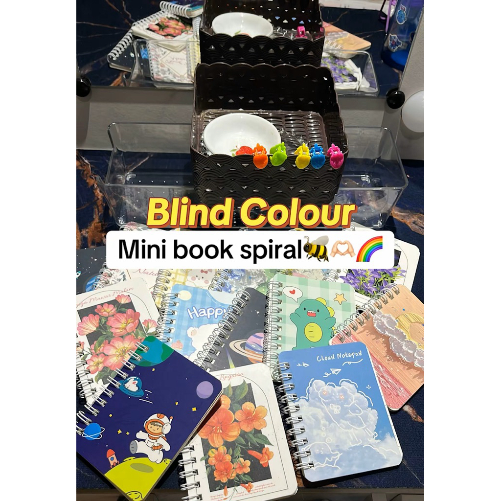 

BLIND COLOUR MINI BOOK SPIRAL NEWWWW