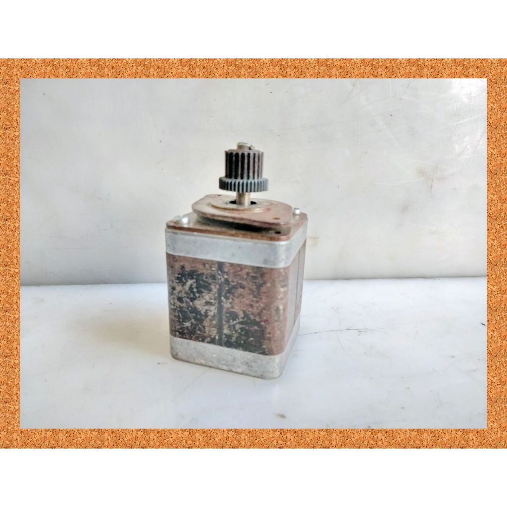 Stepper Motor Nema 17 Minebea 17PM-K403-G1VS Unipolar