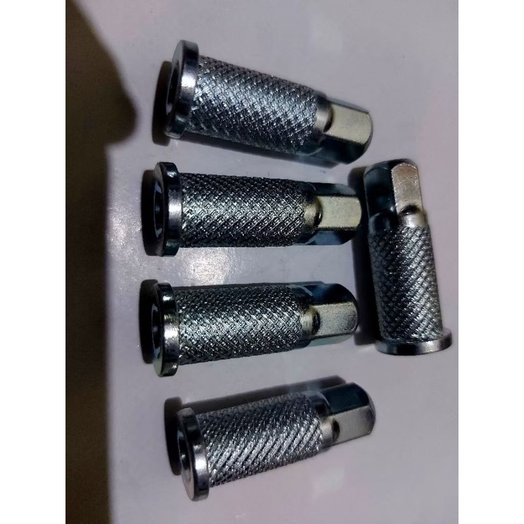 MUR CYLINDER HEAD / MUR NANAS M8