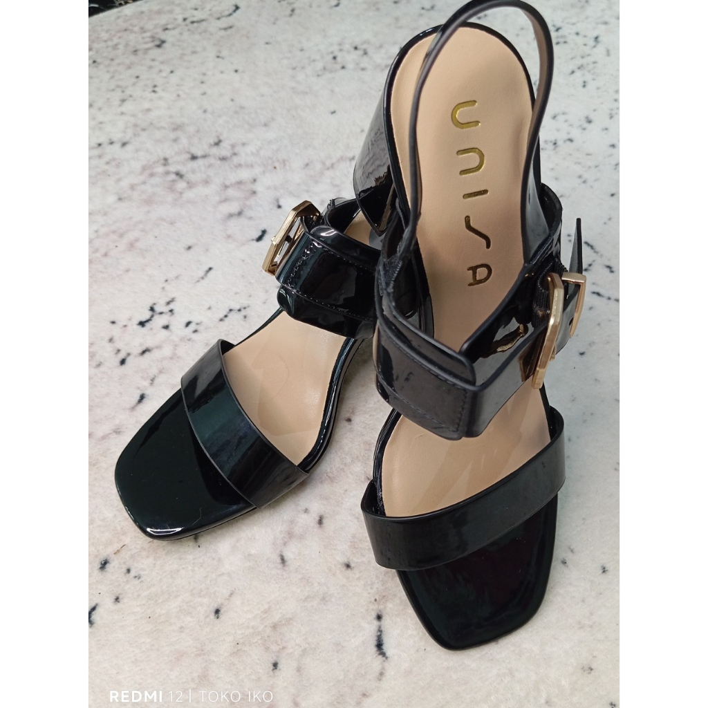 UNISA Heels Open Toe square toe chunky heel sepatu hak hitam glossy ukuran 38 sepatu wanita