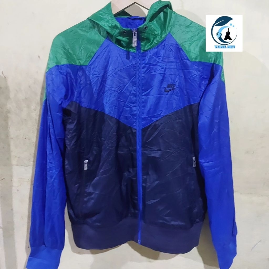 Wb Nike windrunner Second