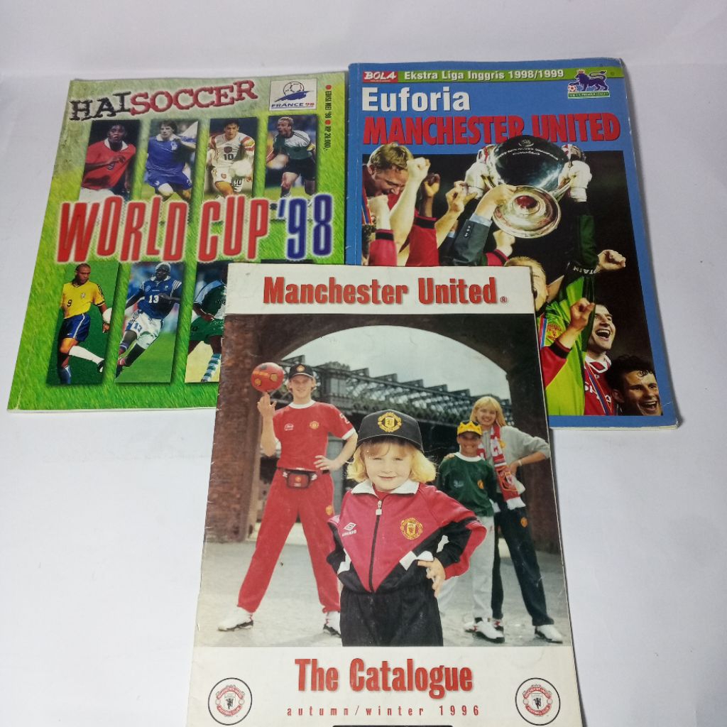Majalah bola hai soccer euforia Manchester united