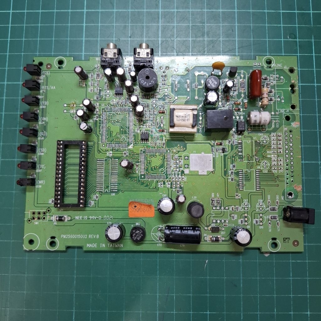 PCB 17cm x 12 cm Rusak bekas modem jadul prolink