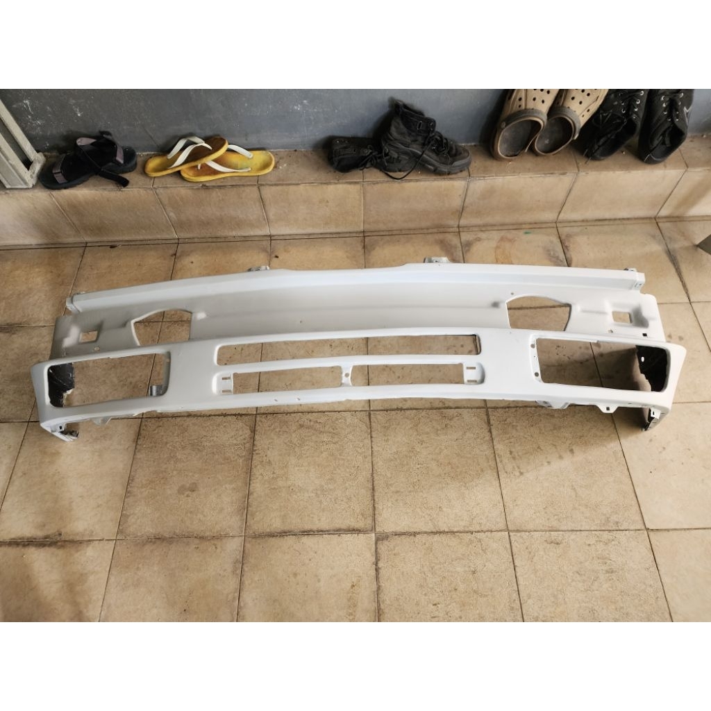 Valane bumper Depan BMW e30