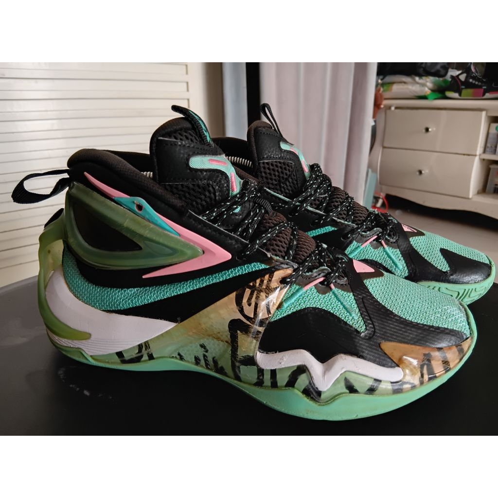 Sepatu basket Xtep Aochan battle 1.0 seken sz 41 insole 25,5 cm kondisi baik  dan aman tapak masih d