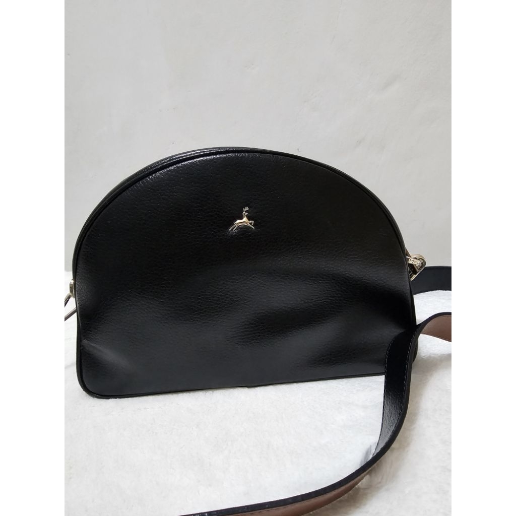 POVILO  MARTA BAG - HITAM (Preloved)