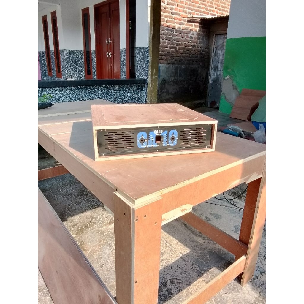 Box power CA 10