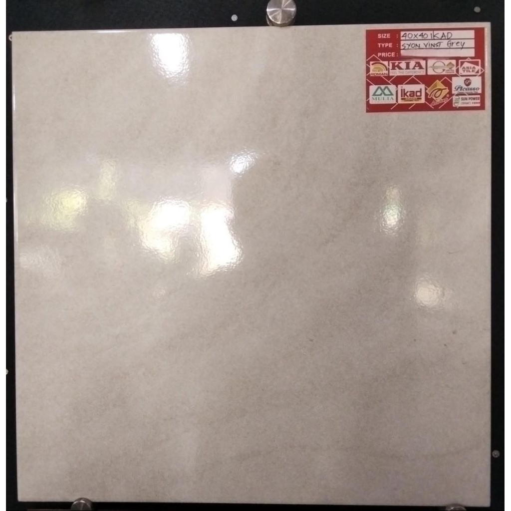 KERAMIK LANTAI 40×40 SYON VINST GREY | IKAD