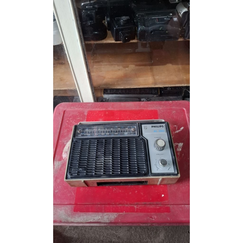 Radio phillips 85rb jadul antik vintage display lawas kuno anggap mati butuh baut