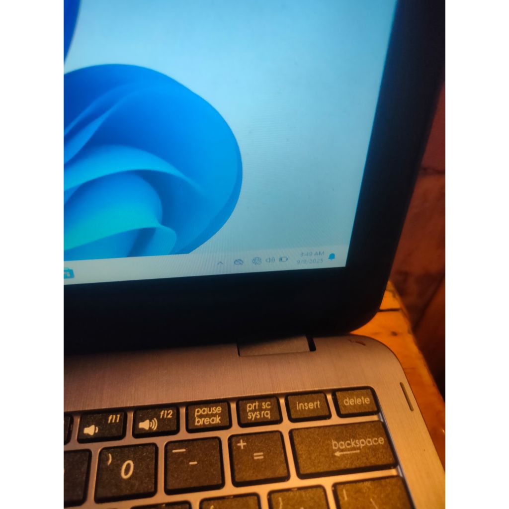 Laptop Asus Transformers RAM 4GB HDD 500GB