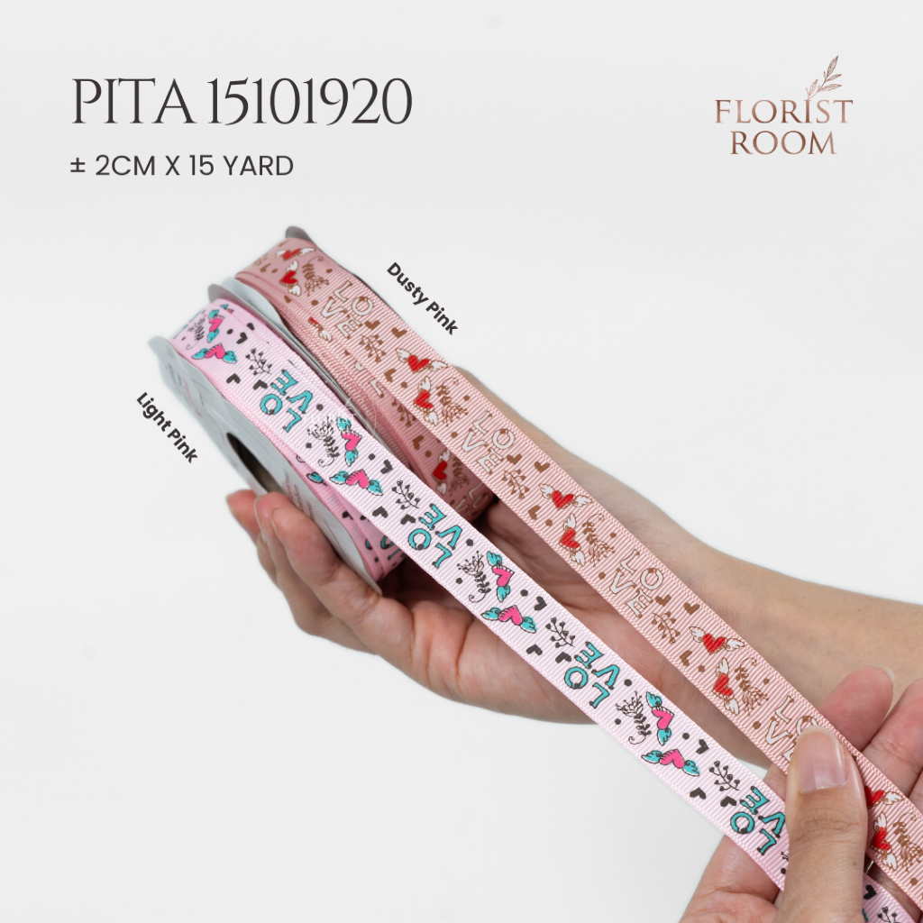 

Pita Grossgrain Motif = 15101920 - Ribbon Motif Love ±2 cm x 15 yard - Valentine
