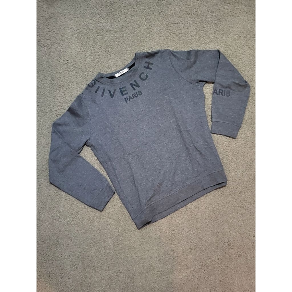 (Used) Givenchy Sweater