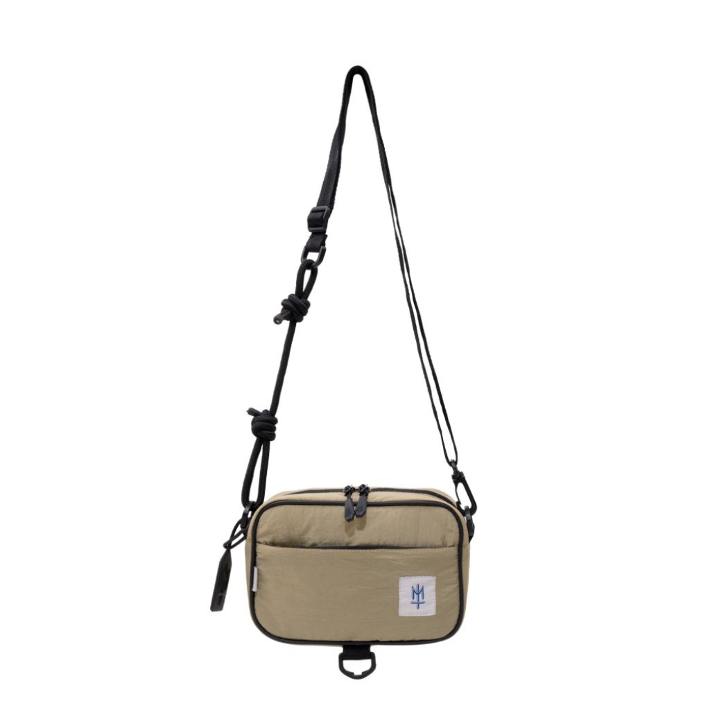 MATERNAL DISASTER - EADER SLING BAG
