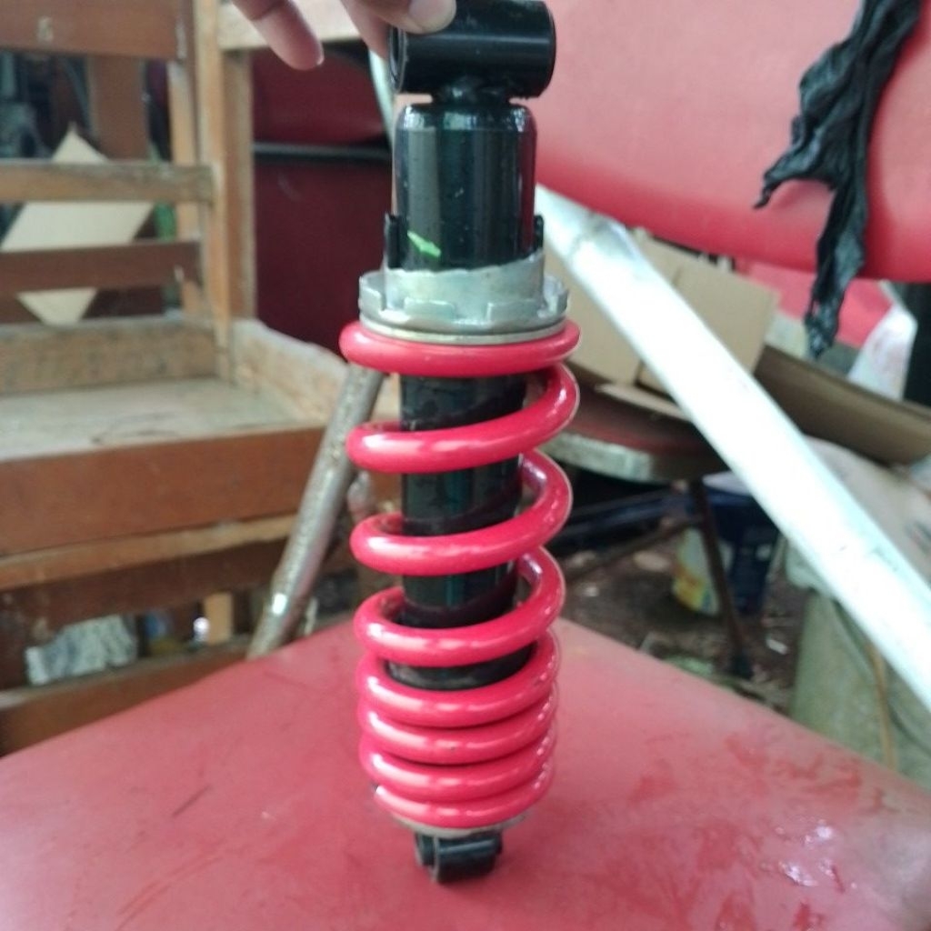 Shock Belakang Yamaha Byson