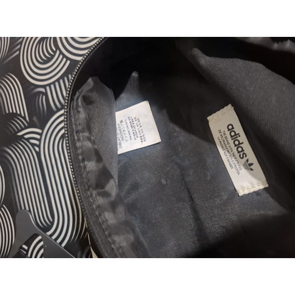 Tas Pinggang Adidas Adicolor Unisex Original (Second)