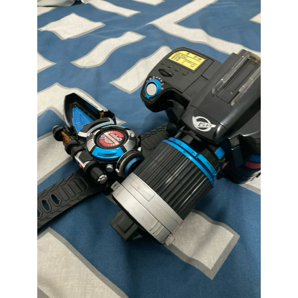 Set Dx Tokumei Sentai Go Busters Morphin Brace & Ichigan Busters