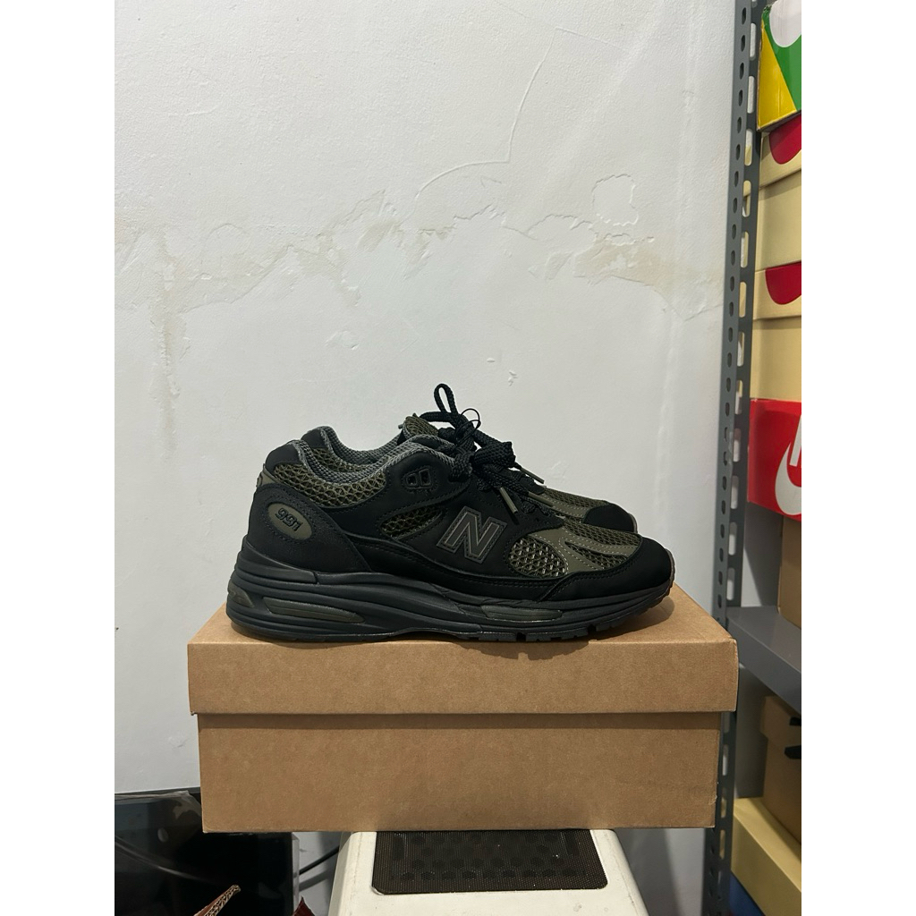New balance 991v2 stone island made in uk black (LIKE NEW)