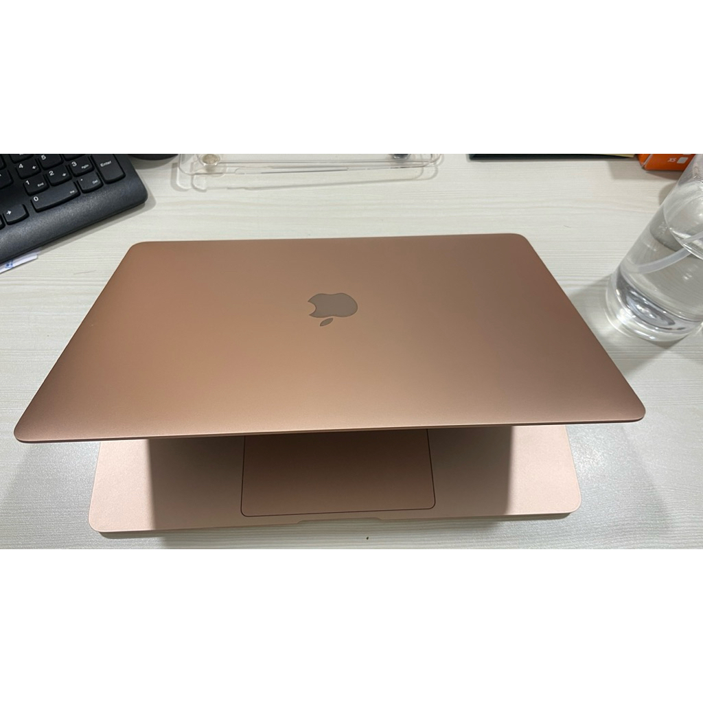 macbook air m1 8/256