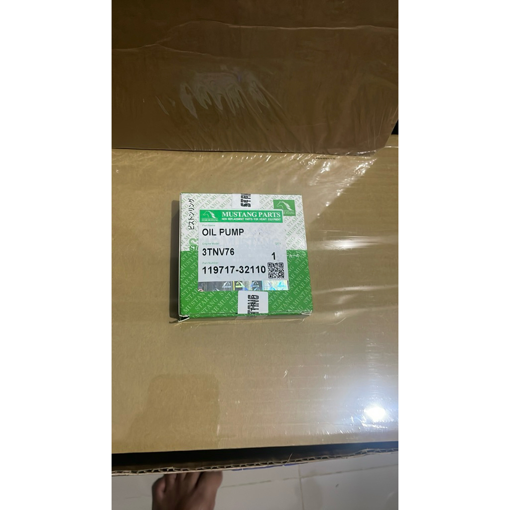 OIL PUMP YANMAR 3TNV76 OIL PUMP YANMAR 3TNV76