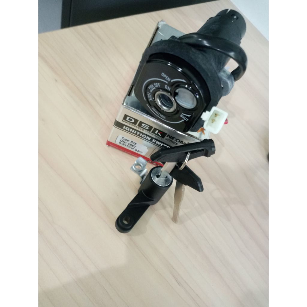 Kunci kontak Set Yamaha R15 V2 R15 OLD DSK NEOMAX