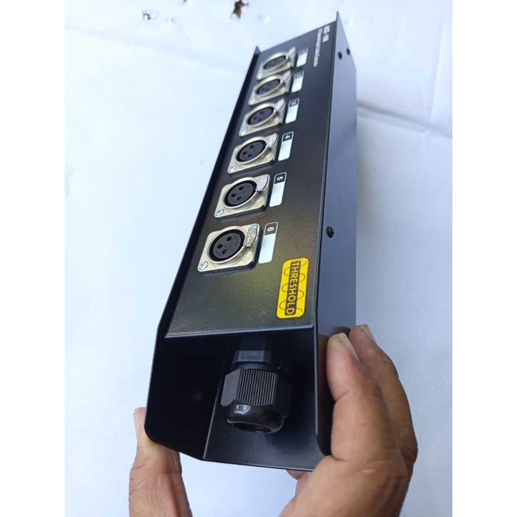 box kotak kabel snake isi 6 lengkap soket  ( belum di solder ) bagus terlaris