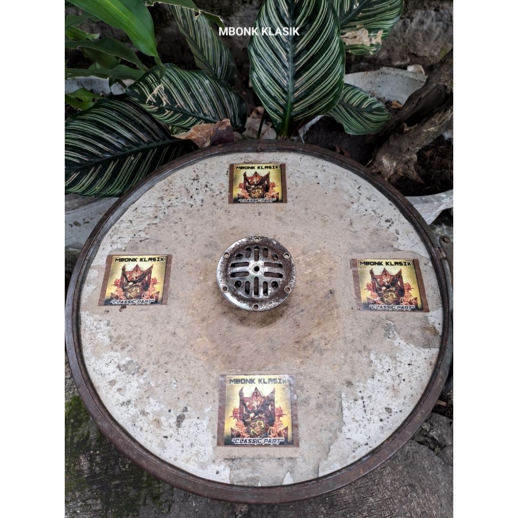 klakson vespa pts special smallframe LAWASAN klakson vespa pts 90 pts 100 klakson vespa smallframe k