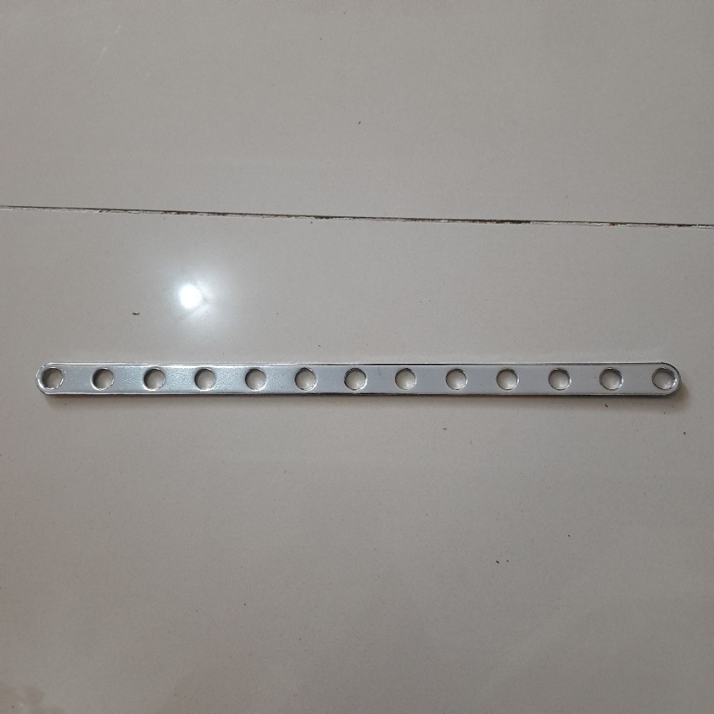 Plat Besi Bolong / Breket Bolong